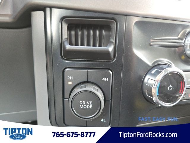 Vehicle image 24 of 45