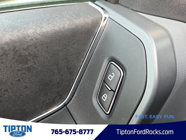 Vehicle image 44 of 45