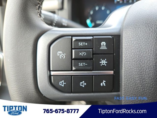 Vehicle image 34 of 45