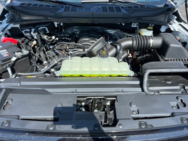 Vehicle image 20 of 22
