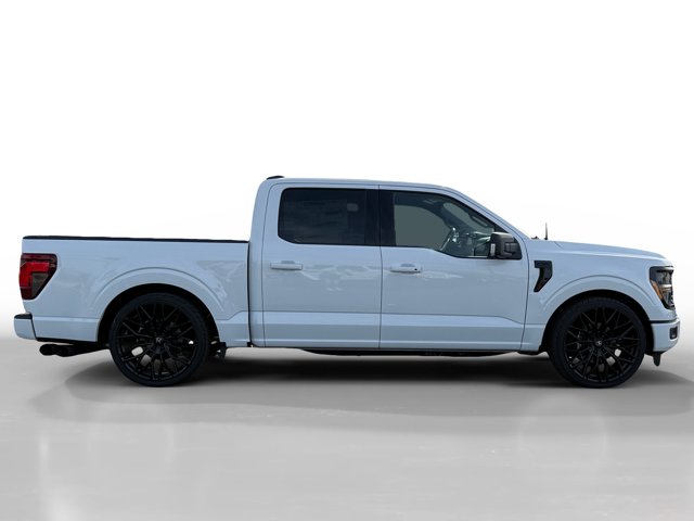 Vehicle image 4 of 22