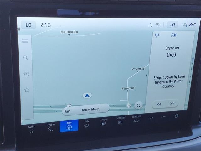 Vehicle image 15 of 21