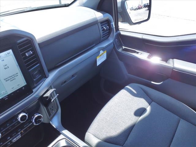 Vehicle image 20 of 21