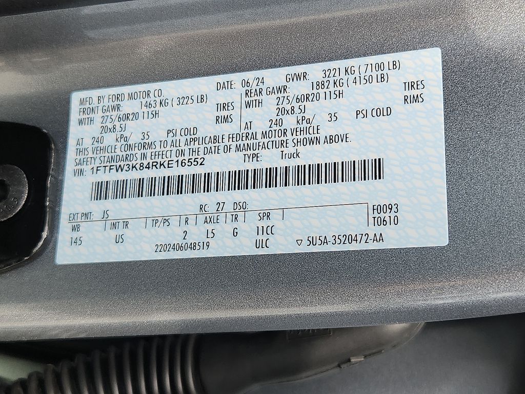 Vehicle image 11 of 12