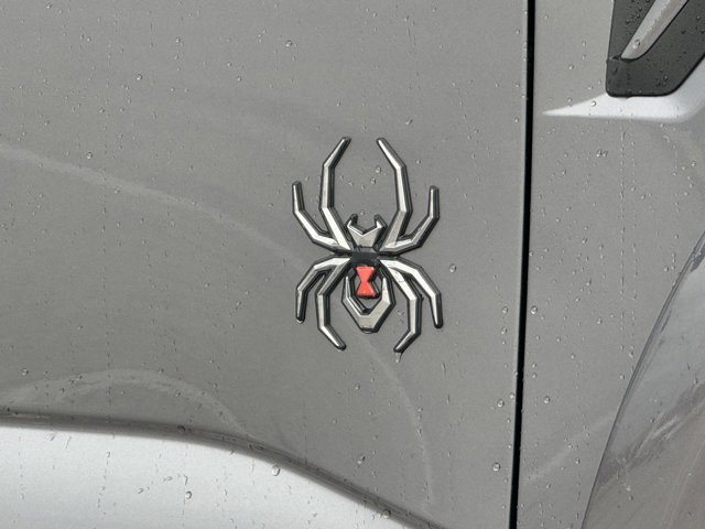 Vehicle image 11 of 32