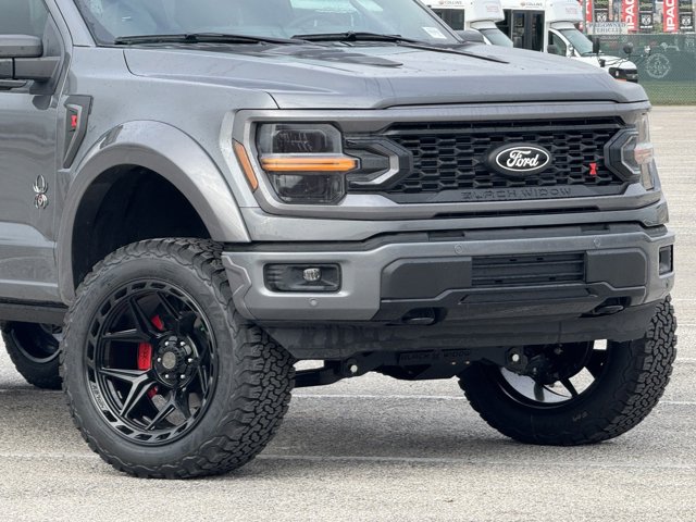 Vehicle image 8 of 32