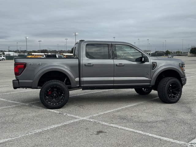 Vehicle image 3 of 32