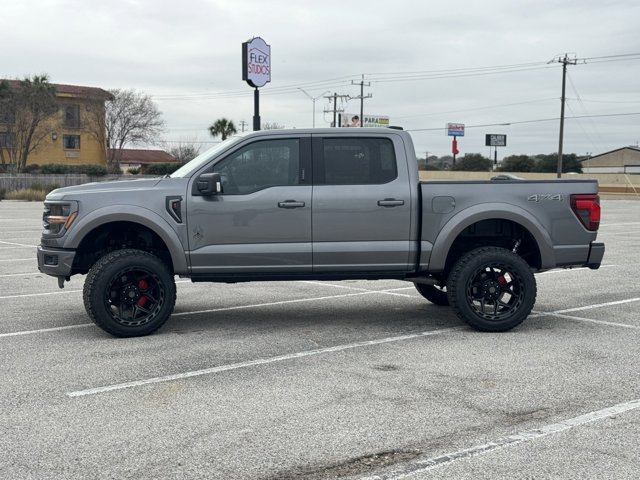 Vehicle image 7 of 32