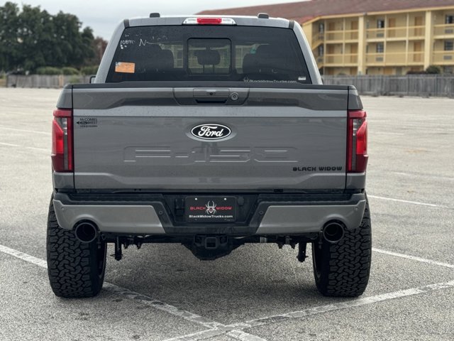Vehicle image 5 of 32