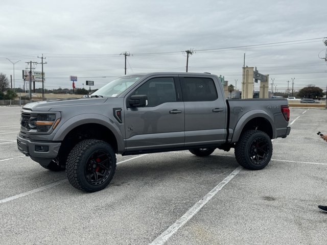 Vehicle image 1 of 32