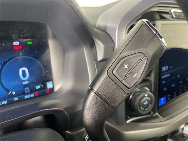 Vehicle image 15 of 22