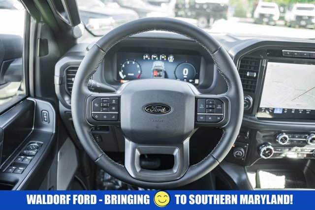 Vehicle image 33 of 49