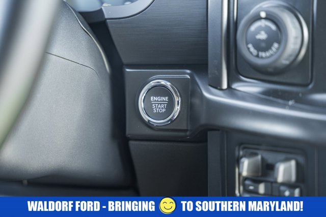 Vehicle image 29 of 49