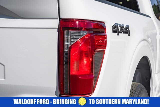 Vehicle image 18 of 49