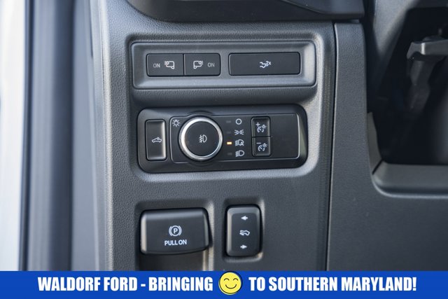 Vehicle image 44 of 49