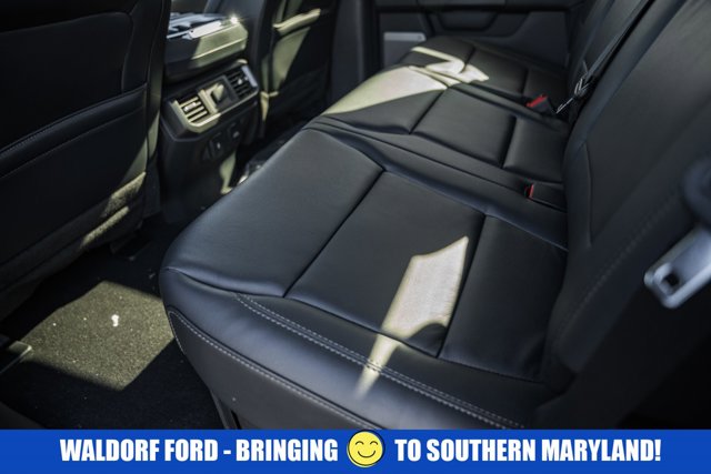 Vehicle image 37 of 49