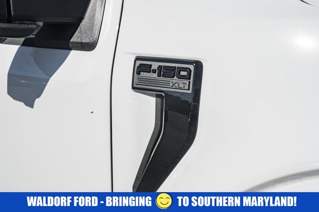 Vehicle image 11 of 49
