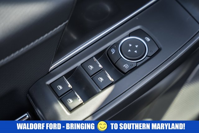 Vehicle image 42 of 49