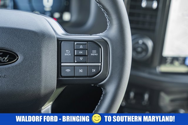 Vehicle image 34 of 49