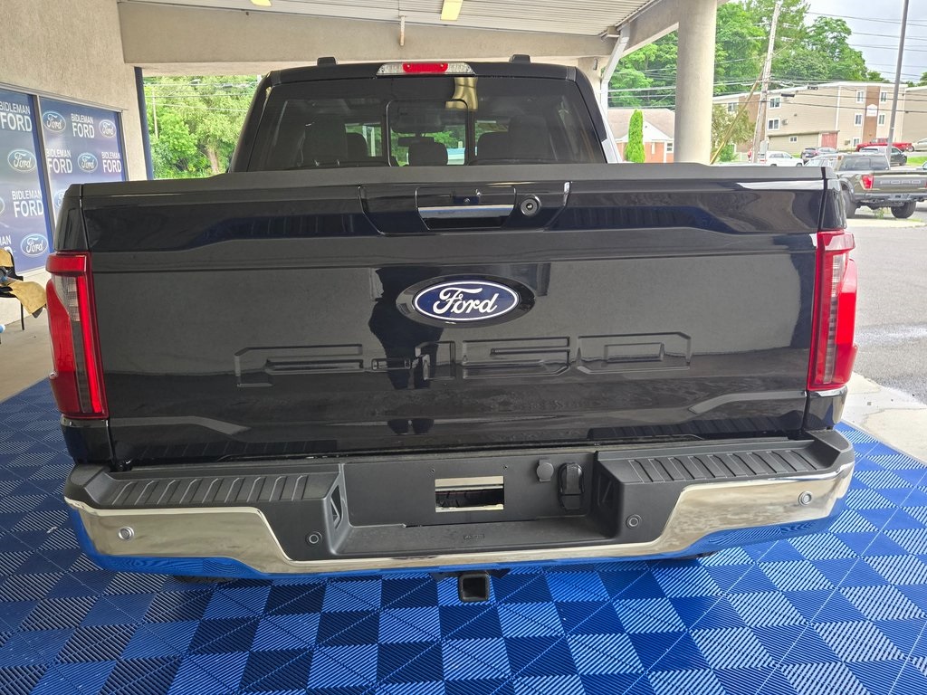 Vehicle image 5 of 33