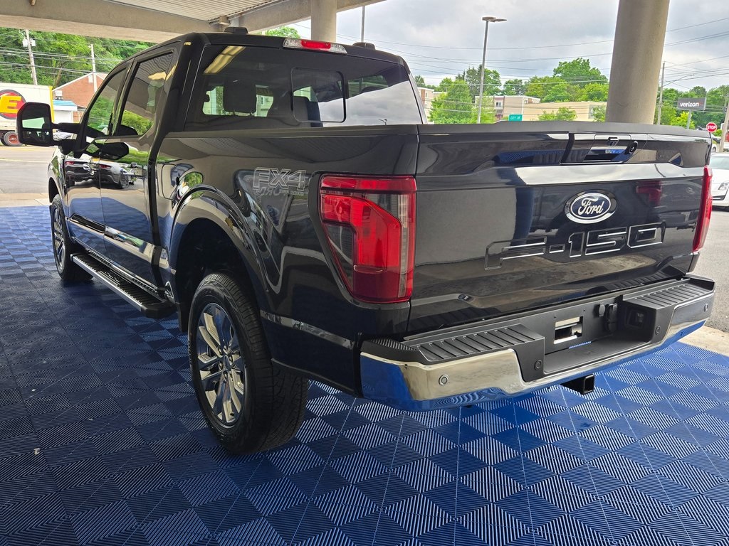 Vehicle image 3 of 33