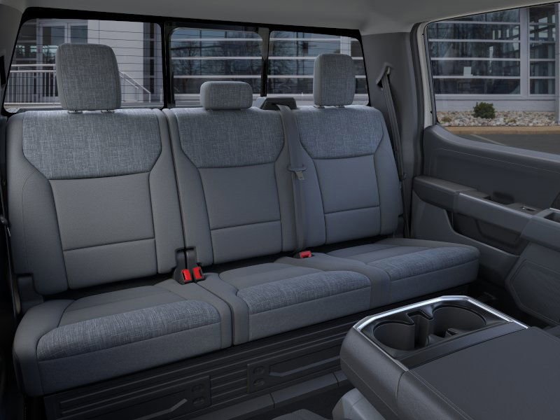 Vehicle image 11 of 22