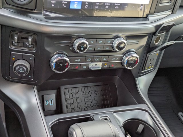 Vehicle image 20 of 39