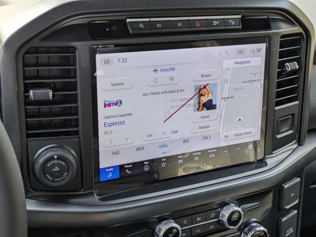 Vehicle image 17 of 39