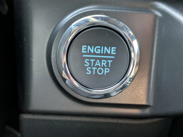 Vehicle image 22 of 39