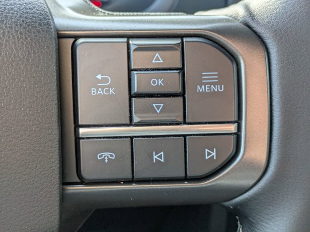 Vehicle image 15 of 39