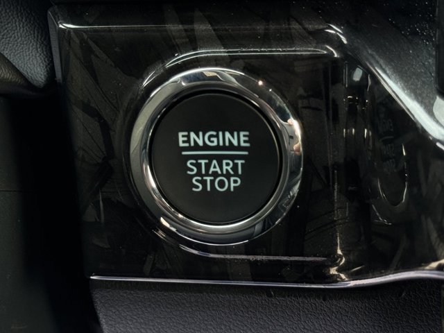 Vehicle image 26 of 30