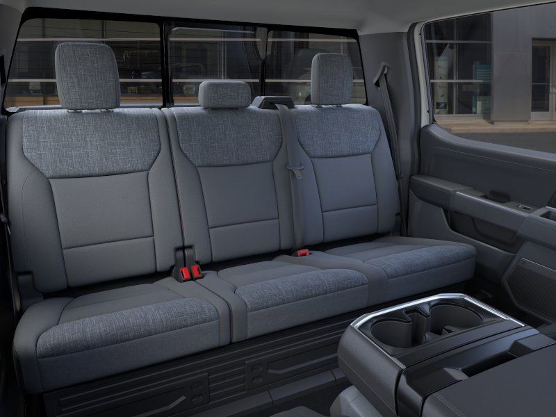 Vehicle image 12 of 23