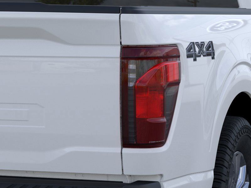 Vehicle image 22 of 23