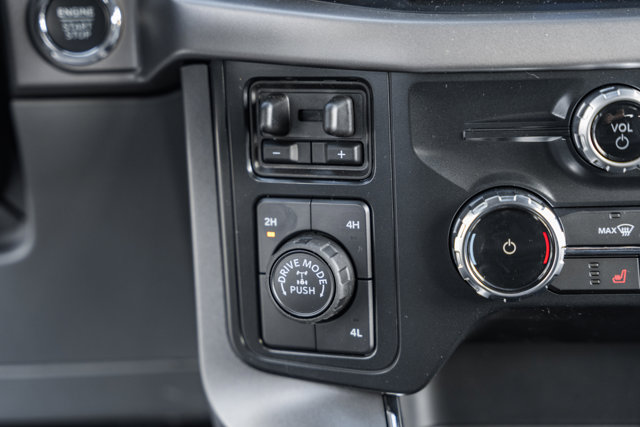 Vehicle image 40 of 45