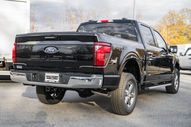 Vehicle image 4 of 45