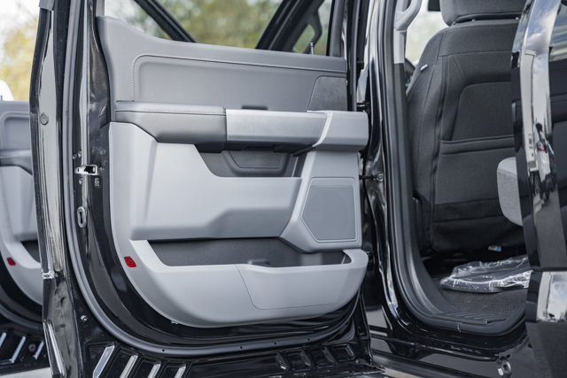 Vehicle image 12 of 45