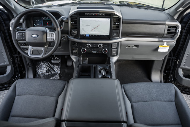 Vehicle image 13 of 45