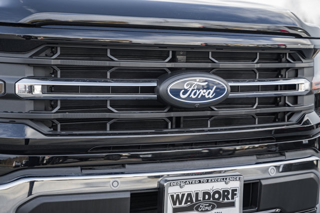 Vehicle image 28 of 45