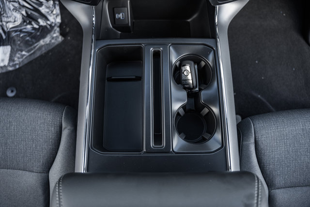 Vehicle image 21 of 45