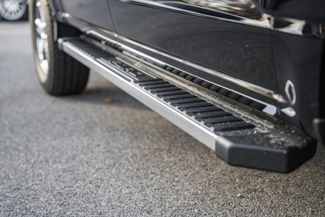 Vehicle image 36 of 45