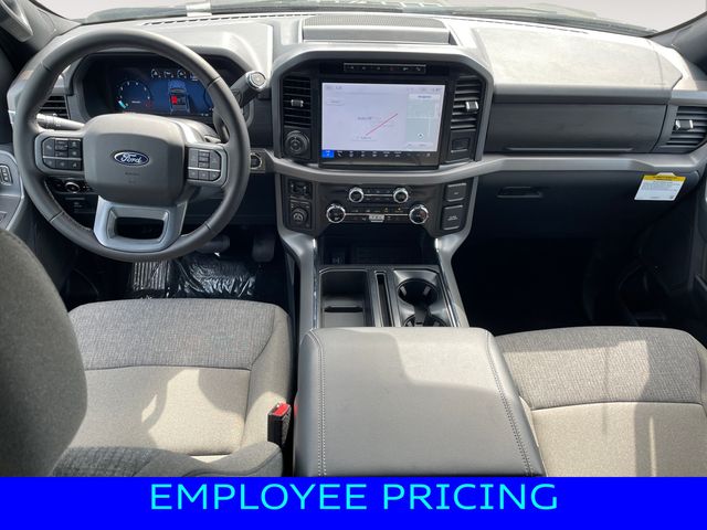 Vehicle image 10 of 16