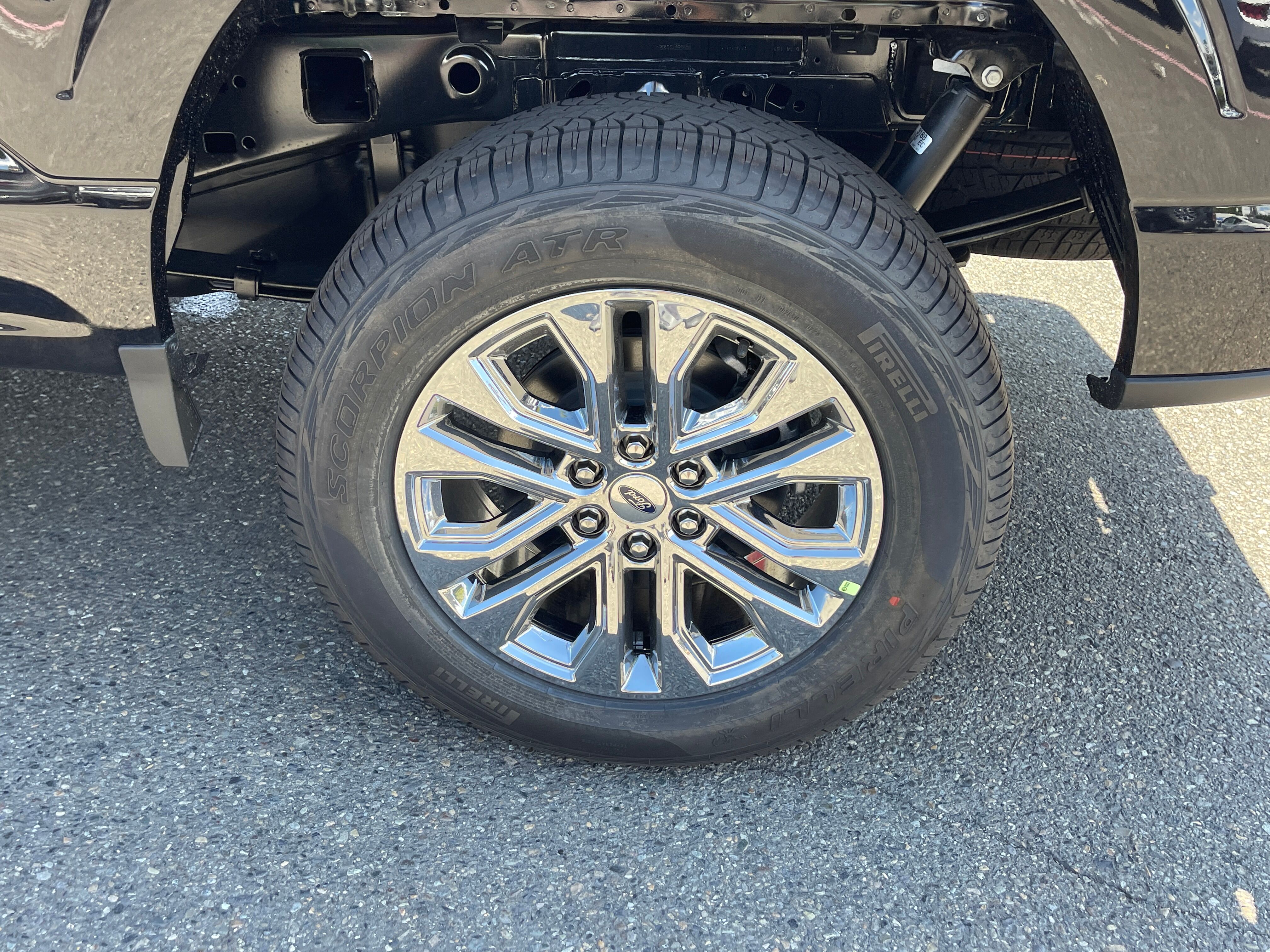 Vehicle image 9 of 10