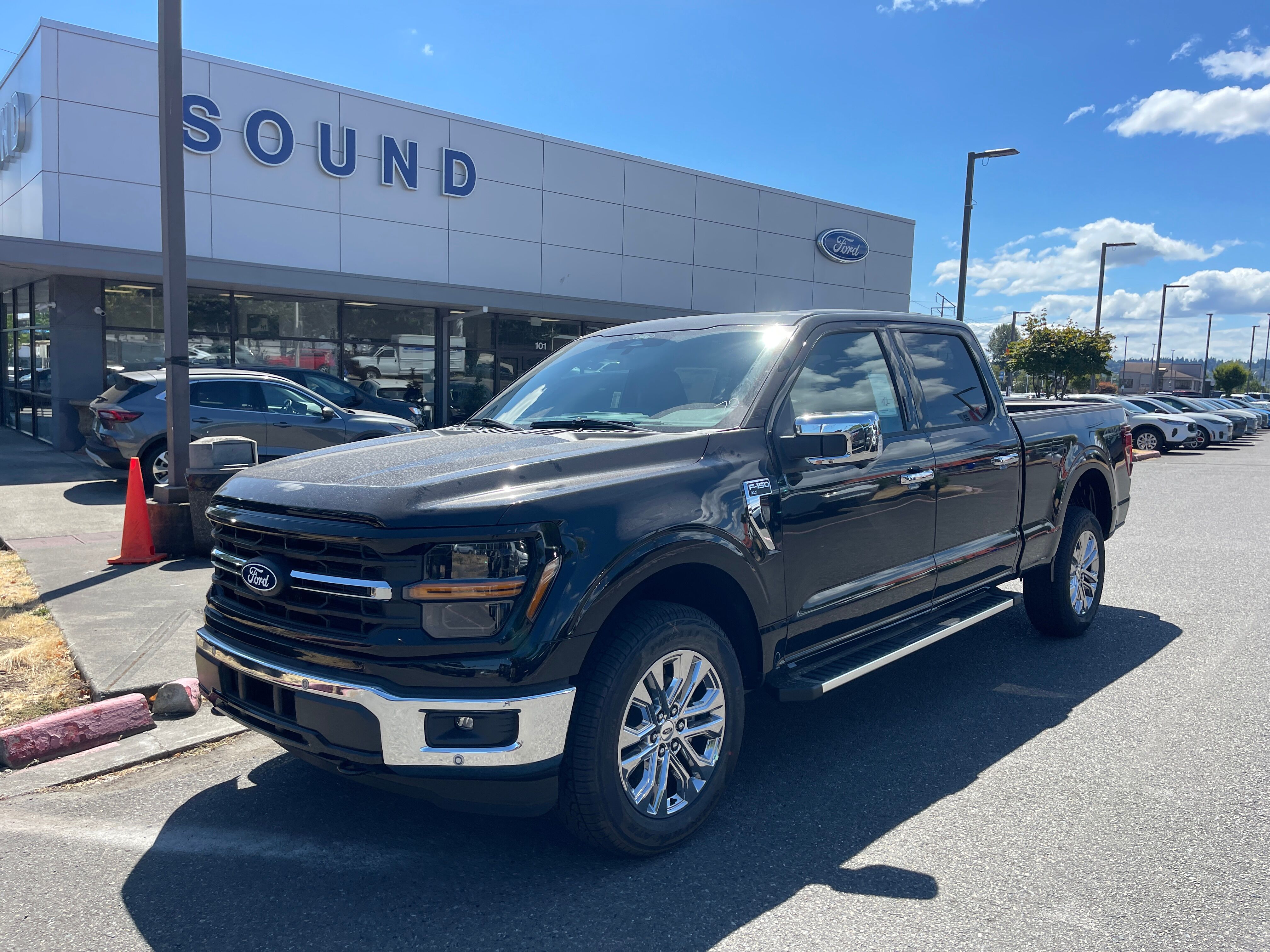 Vehicle image 1 of 10