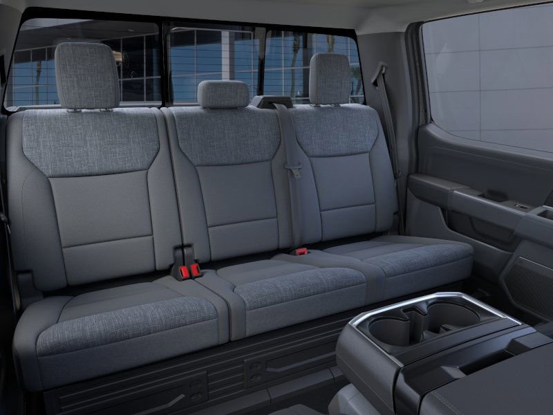Vehicle image 11 of 22