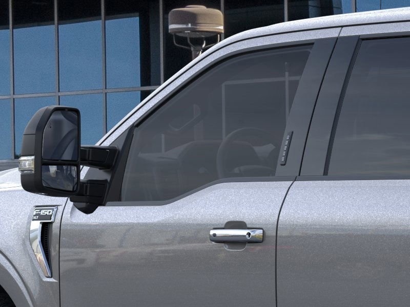 Vehicle image 20 of 22