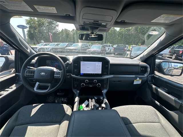 Vehicle image 19 of 31