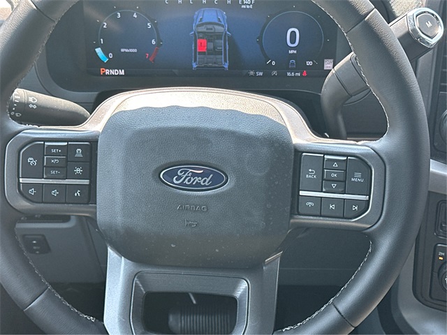 Vehicle image 22 of 31