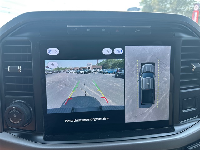 Vehicle image 23 of 31