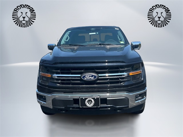 Vehicle image 2 of 31