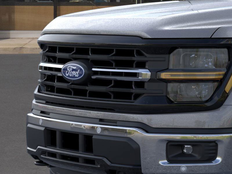 Vehicle image 18 of 23